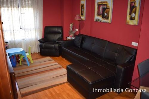 REF 2352 MIERES - CENTRO